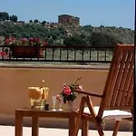Con Vista Oda ve Kahvaltı 3*