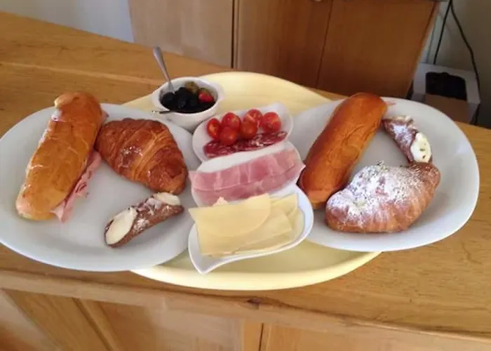 Con Vista Bed & Breakfast 3*